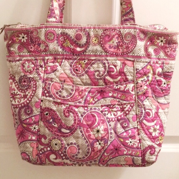 Vera Bradley Handbags - Vera Tote, excellent condition!